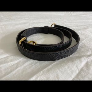 LV Capucines BB adjustable shoulder strap
